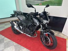 カワサキ　Ｚ２５０　２６年モデル　新車　ＡＢＳ　アシストスリッパークラッチ　エボニー　×　メタリックカーボングレー