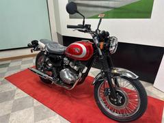 カワサキ　Ｗ２３０　２６年モデル　ＡＢＳ　キャンディパーシモンレッド／エボニー