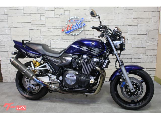 ＸＪＲ１３００　マフラー・スライダー・バックステップ