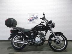 ホンダ　ＣＢＦ１２５Ｔ　リヤＢＯＸ・リターン式ペダル取付