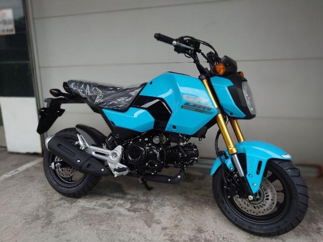 ホンダ グロム 最新モデル スプレンディドブルー｜バイクフォーラム