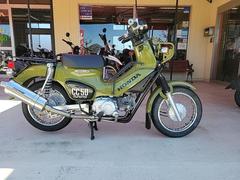 ホンダ　クロスカブ５０　ＴＡＫＷＧＡＷＡマフラー　他パーツ多数　ワンオーナー車