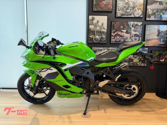 くう う Kawasaki Releases 2022 Ninja ZX-25R In New Twilight Blue Colorway