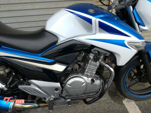 SUZUKI GSR250 白/青 エンジン始動動画 自賠責保険で乗れます 半額配送キャンペーン 期間限定 現状渡し諸経費￥0- 横浜 P-Yard SUZUKI GSR250 白/青 エンジン始動動画 自賠責保険で乗れます 半額配送
