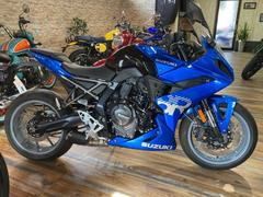 スズキ　ＧＳＸ−８Ｒ