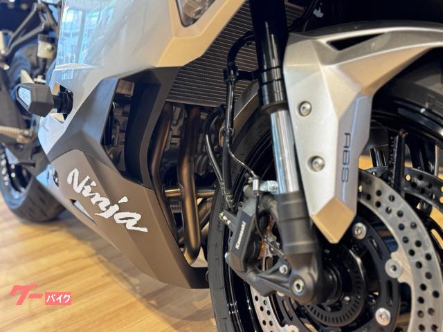 カワサキ Ninja ZX－4R 2027年モデル｜カワサキプラザ