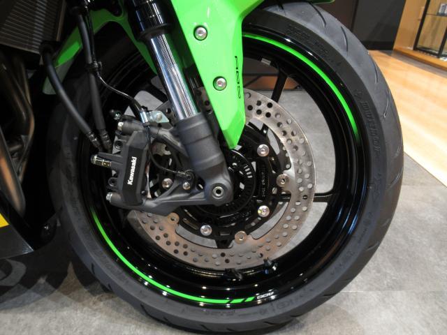 カワサキ Ninja ZX－4RR KRT 2025年モデル