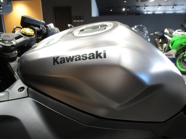 カワサキ Ninja ZX－4R SE 2025年モデル