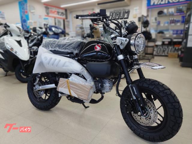 モンキー１２５　新車　ＪＢ０５　ＬＥＤヘッドライト　最新モデル　シーンシルバーメタリック