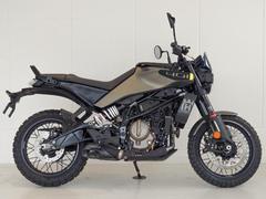 ＨＵＳＱＶＡＲＮＡ　スヴァルトピレン４０１