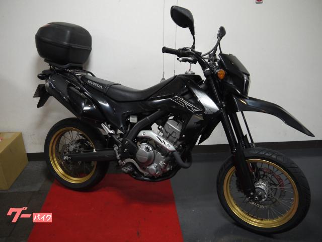 CRF250M GIVIリアボックス付き
