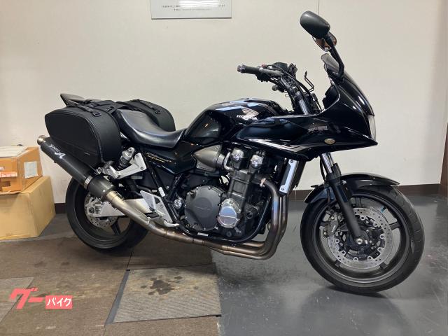 ＣＢ１３００Ｓｕｐｅｒ　ボルドール　サイドバック付き　マフラーカスタム済み