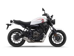 ヤマハ　ＸＳＲ７００　ノーマル　水冷パラレルツイン　イモビキー　ＡＢＳ　灯火類フルＬＥＤ