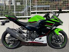 カワサキ　Ｎｉｎｊａ　４００　ＫＲＴ　２０２１ＭＹ