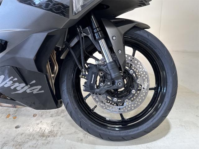 ぴー カワサキ『Ninja ZX-6R』2026年モデルの新カラーにバイクファン