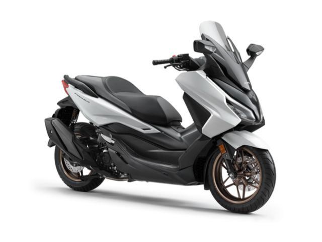ホンダ フォルツァ 2025年モデル 自賠責保険1年付き｜バイク