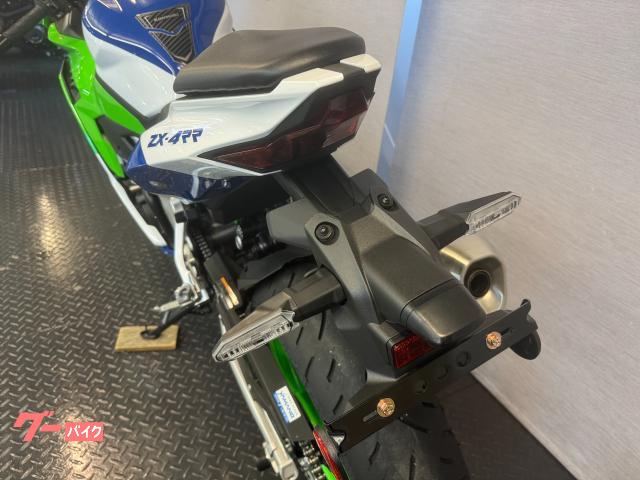 カガクなヤツら 4 予約限定版 NINJA ZX-4RR 40th ANNIVERSARY EDITION】をご納車させて
