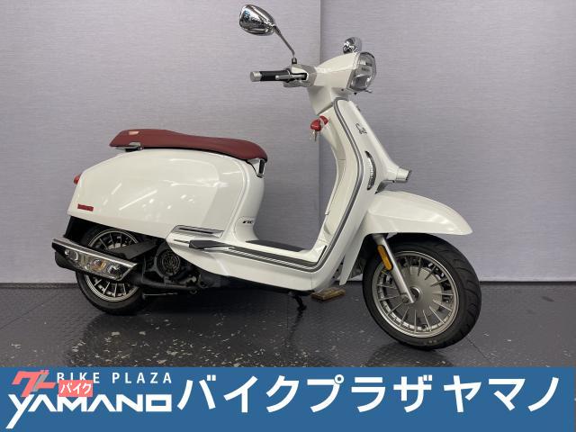 Ｖ１２５　Ｓｐｅｃｉａｌ　リアタイヤ新品
