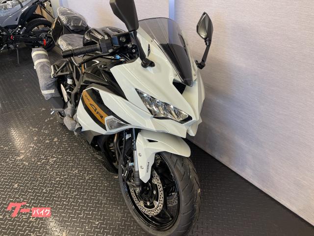 カワサキ Ninja ZX－4R SE 8BL－ZX400P
