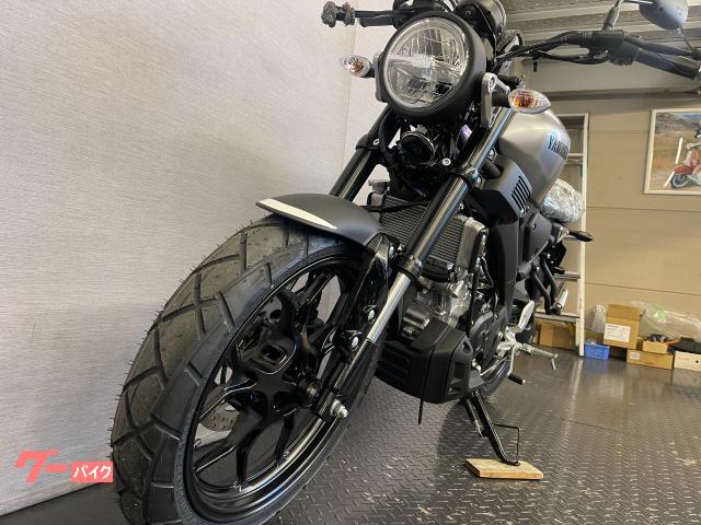 ヤマハ XSR125 8BJ－RE46J ライトブルーイッシュ