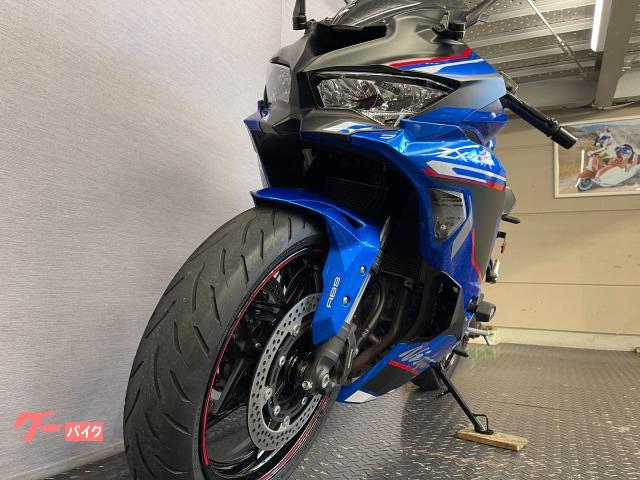 カワサキ Ninja ZX－4R SE 8BL－ZX400P 2024