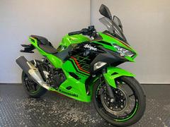 カワサキ　Ｎｉｎｊａ　４００　ＫＲＴ　２０２３　ＥＸ４００Ｌ　ＥＴＣ　ＵＳＢ電源　マウントバー　ヘルメットロック　タンクパッド