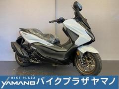 ホンダ　フォルツァ　８ＢＫ−ＭＦ１７　パールジュビリーホワイト　現行モデル