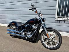 ＨＡＲＬＥＹ−ＤＡＶＩＤＳＯＮ　ＦＸＳＴ　ソフテイルスタンダード　キャストホイール　ソロシート　シグネチャーＬＥＤウインカーテールランプ　ミッドステップ