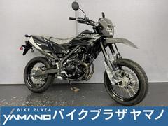 カワサキ　ＫＬＸ２３０ＳＭ　８ＢＫ−ＬＸ２３２Ａ　バトルグレー　エボニー　現行モデル