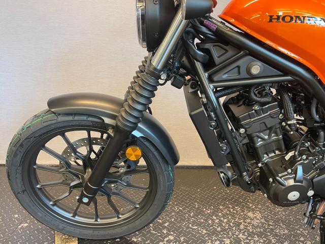 ※売却済　返信しません。ホンダ　CL50  エンジンは快調 ホンダ CL250 現行モデル MC57 キャンディーエナジーオレンジ