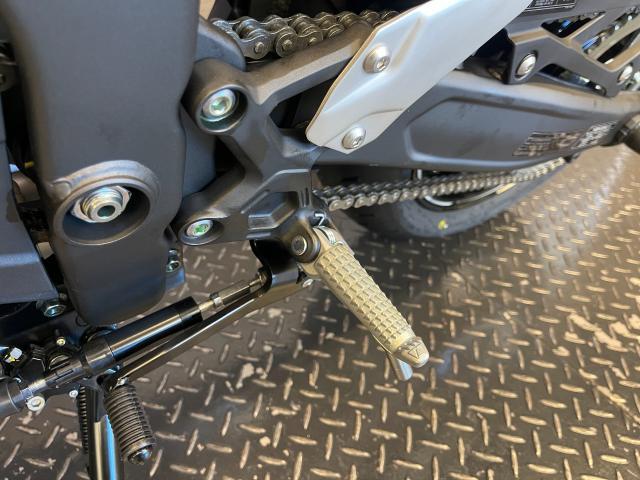 カワサキ Ninja ZX－4R SE メタリックマットホワイ
