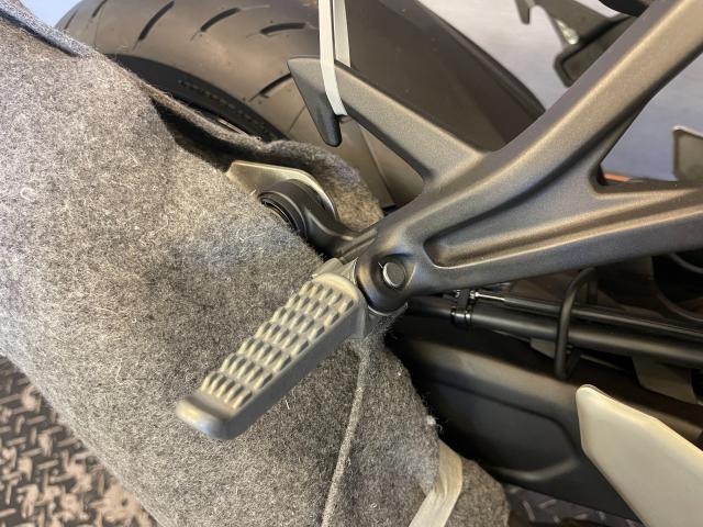 カワサキ Ninja ZX－4R SE メタリックマットホワイ