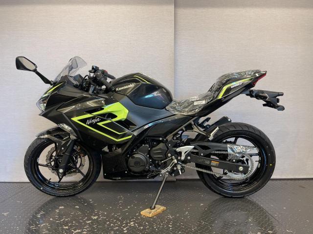 カワサキ Ninja 250 8BK－EX250Y メタリックカーボン