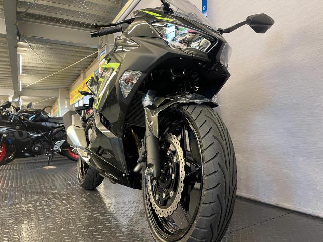 カワサキ Ninja 250 8BK－EX250Y メタリックカーボン