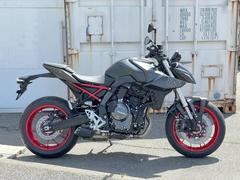スズキ　ＧＳＸ−８Ｓ　国内正規モデル　ＡＢＳ　トラコン　シフター