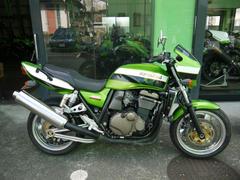 カワサキ　ＺＲＸ１２００Ｒ　エンジンスライダー付き