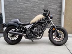 ホンダ　レブル２５０　カスタム多数　マフラー　シート　ＵＳＢポート　シフトインジケーター　リヤフェンダーレスキット