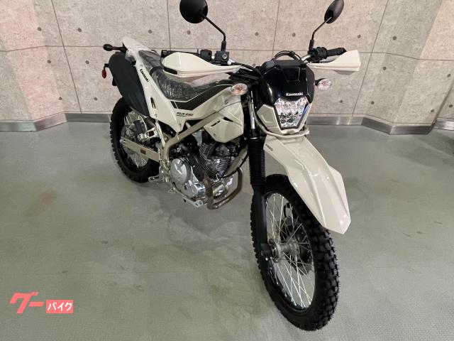 カワサキ KLX230シェルパS 26年モデル ホワイティッシュ