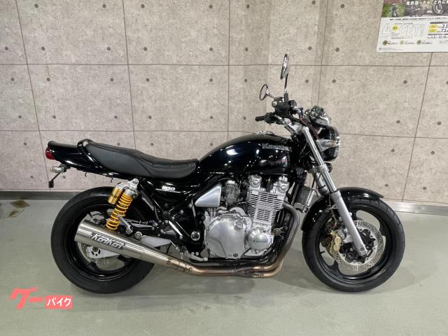 ＺＥＰＨＹＲ１１００　ブラック　ＫＥＲＫＥＲメガホン　アクティブオイルクーラー　ブレンボ　オーリンズ　ＥＴＣ