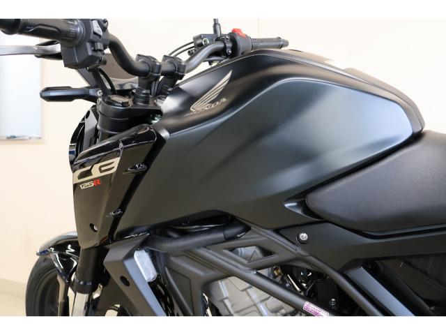 ホンダ CB125R 最新モデル フルカラーTFT液晶メーター