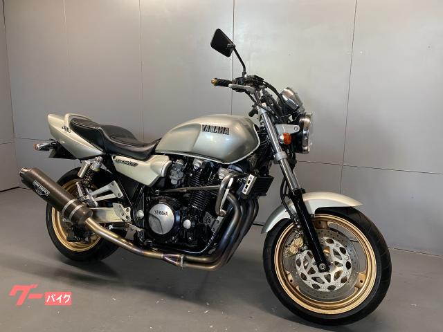 ヤマハ ＸＪＲ１２００ １９９５年式 社外マフラー付き｜ＧＡＲＡＧＥ