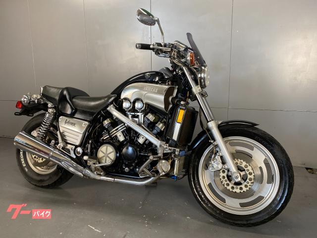 ＶＭＡＸ　カスタム多数　サブフレーム　オイルクーラー　ステダン　タコメーター