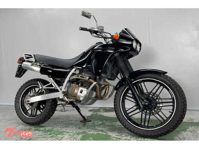 ホンダ ＡＸ－１ ＭＤ２１ １９８８年モデル 社外ハンドル エンジンガード｜ＧＡＲＡＧＥ－Ｊ イオ 武雄店｜新車・中古バイクなら【グーバイク】