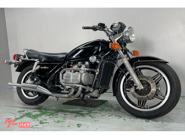 ゴールドウイング　ＧＬ１１００　ＳＣ０２　１９８０年モデル　エンジンガード　ノーマルコンディション