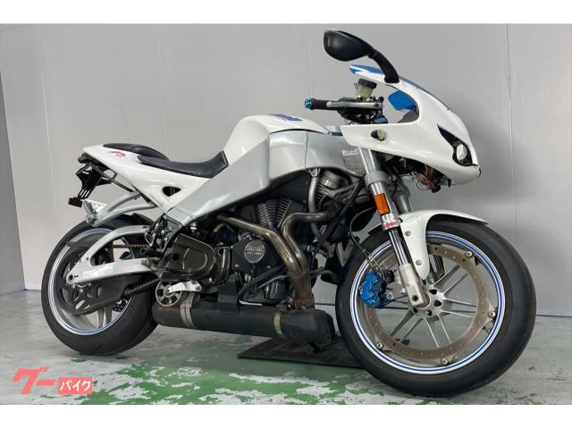 ファイアーボルトＸＢ９Ｒ　ＡＸ１２　２００２年モデル　社外ステップ　カーボンＦスプロケカバー　カーボンオイルクーラーカバー