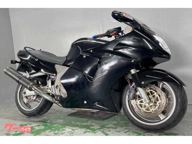 ＣＢＲ１１００ＸＸ　スーパーブラックバード　ＳＣ３５Ａ　１９９９年モデル　車検令和８年６月まで　ワイバンマフラー　バックステップ