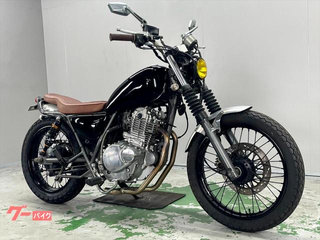 グラストラッカー　ＮＪ４７Ａ　２０００年モデル　他車用タンク　ハンドル　ヘッドライト　シート　前後フェンダー　マフラー　Ｒサス