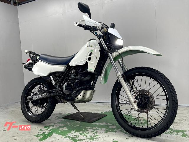 ＫＬ２５０Ｒ　ＫＬ２５０Ｄ　１９８７年モデル　リアキャリア　ナックルガード　ハンドル　ＬＥＤライト　ライトカウル　ヘッドライト