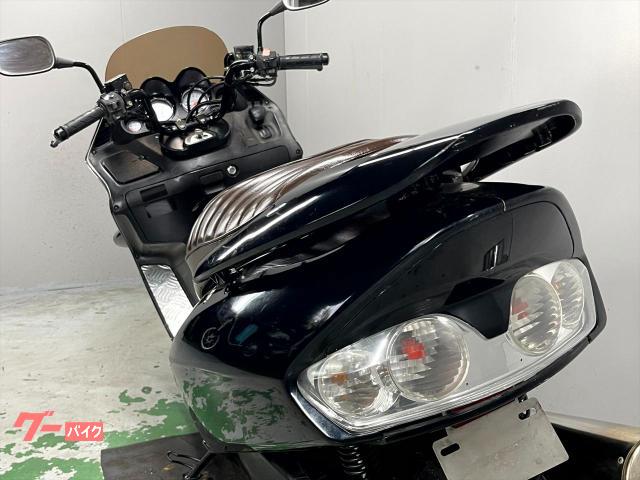 ホンダ フォルツァ MF06 2002年モデル 社外マフラー シート
