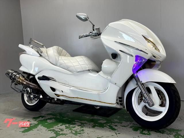 フォルツァ・Ｚ　ＭＦ０８　２００６年モデル　カスタム車　ハンドル　Ｆマスク　エアロ　シート　タンデムバー　マフラー　オーディオ
